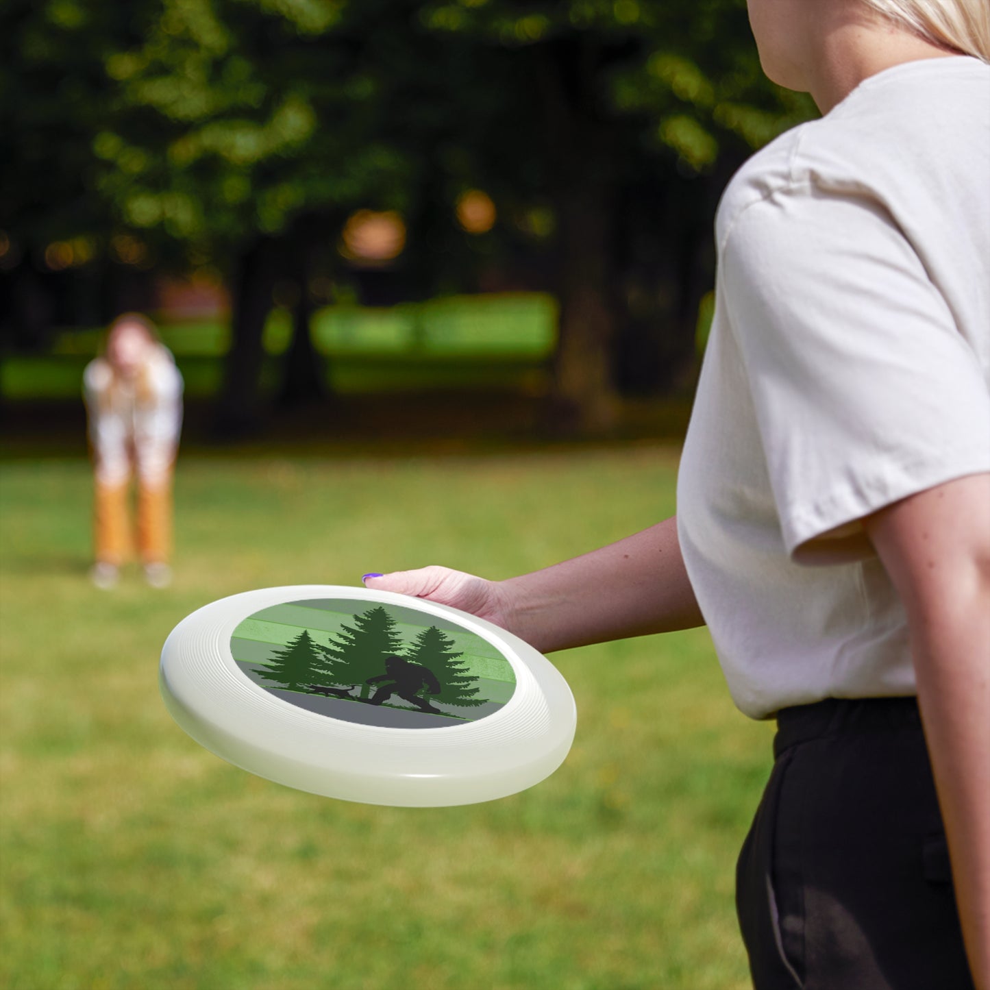 Bigfoot Adventure Frisbee – Outdoor Fun with Nature Design