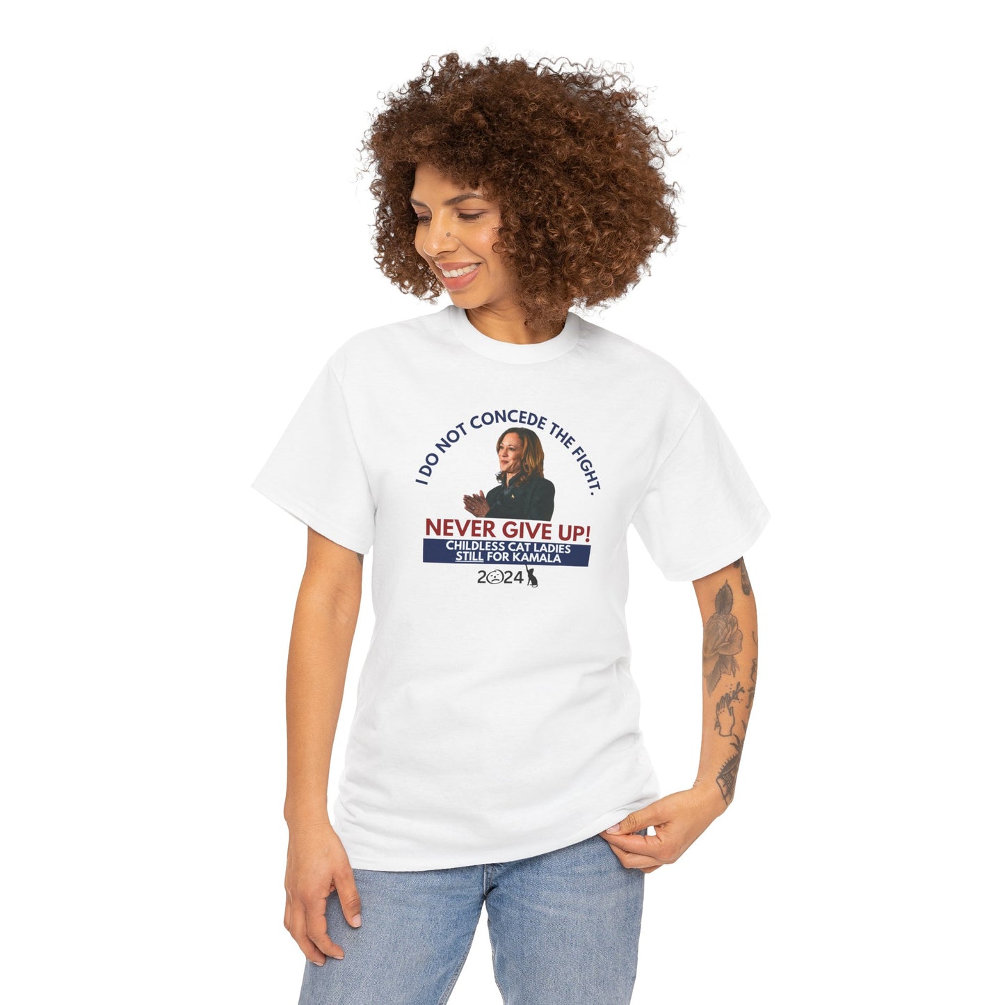 Never Give Up - Kamala Unisex Heavy Cotton Tee