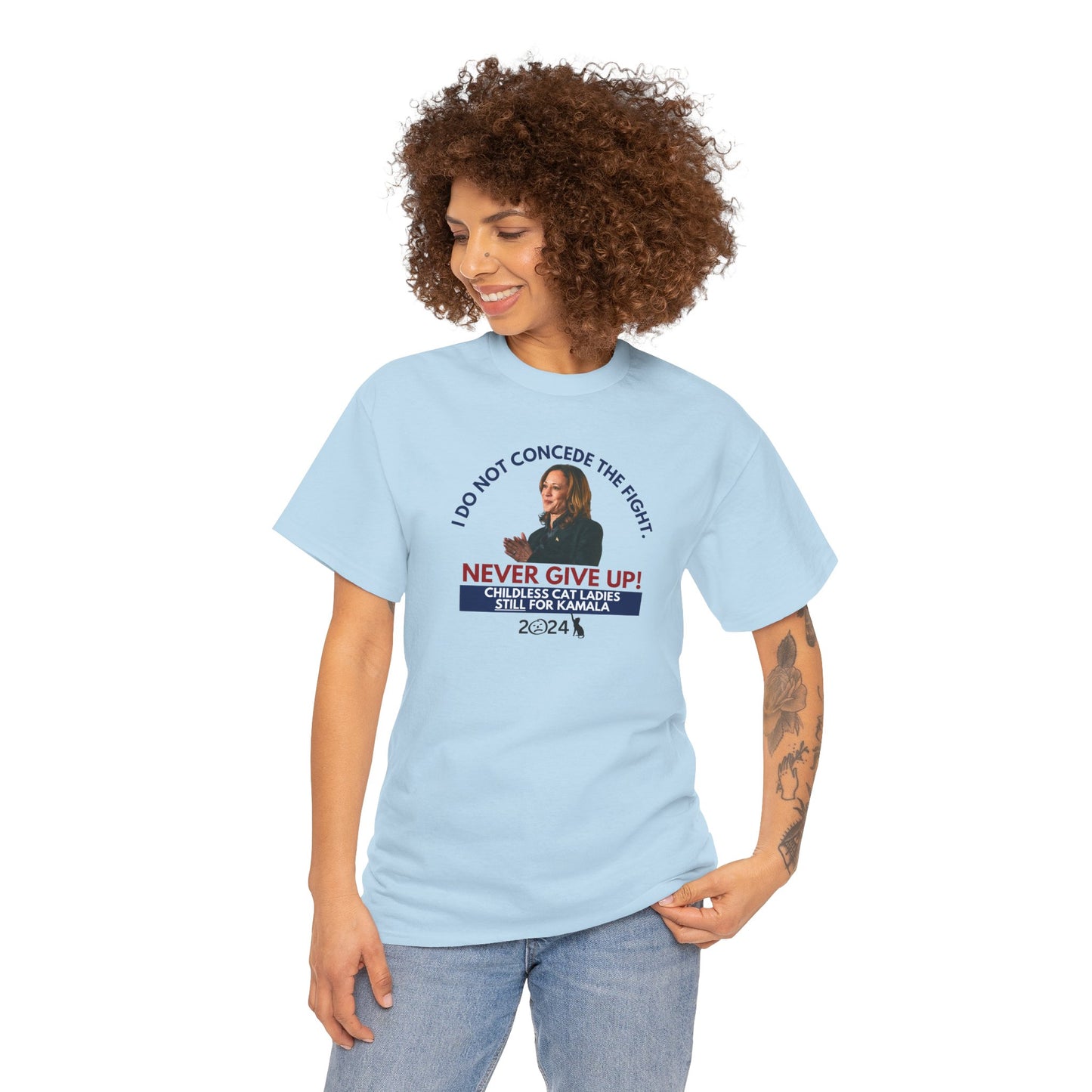 Never Give Up - Kamala Unisex Heavy Cotton Tee