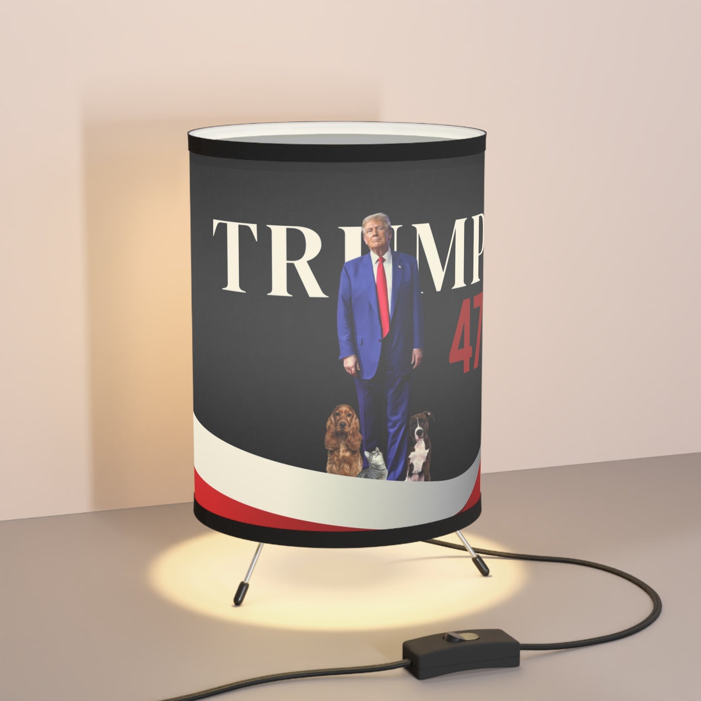 Trump 47 Tripod Lamp with High-Res Printed Shade, US\CA plug